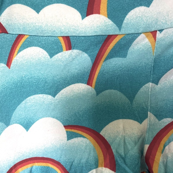 🌈 Modcloth Rainbow City Cyclist Bike Shorts 🌈 US Size M 🌈 - Picture 2 of 3